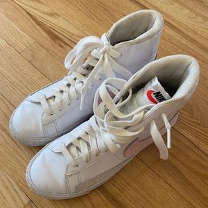 Big kids size 4 Nike Jordans